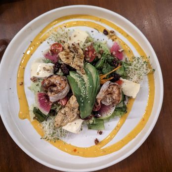 La Gaviota - Gaviota's salad - Seafood Near Me - Zihuatanejo, GRO