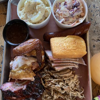 Gracie's - The Pit Master - Barbeque Near Me - Vallejo, California