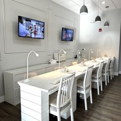 Max Studio Nails