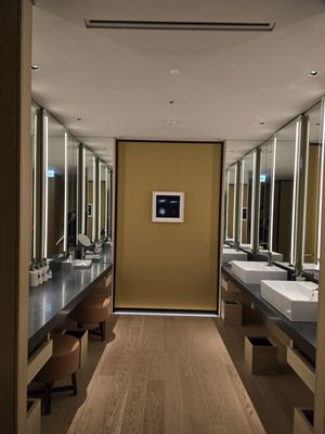 HOTEL THE MITSUI KYOTO, a Luxury Collection Hotel & Spa by null