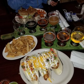 Cloverleaf Tavern - Pubs Near Me - Caldwell, New Jersey Cloverleaf Tavern - Pubs Near Me - Caldwell, New Jersey