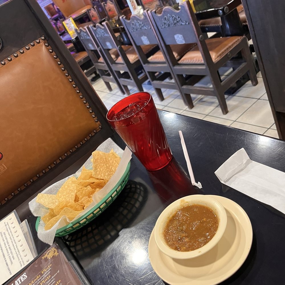 Los Potrillos Restaurant - Cute place with loud mariachi music - Mexican Near Me - Austin, Texas Los Potrillos Restaurant - Cute place with loud mariachi music - Mexican Near Me - Austin, Texas