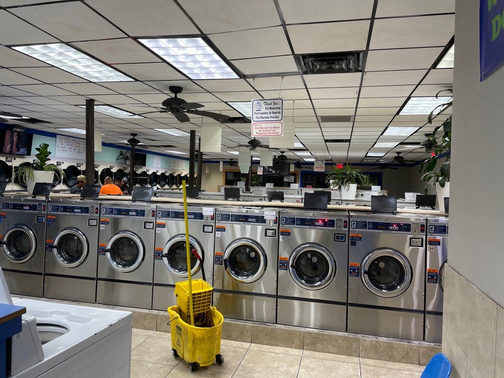 DENNIS COIN LAUNDRYMAT Updated October 2024 10828 Dennis Rd, Dallas