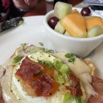 Lucky 32 Southern Kitchen - New American Near Me - Cary, North Carolina
