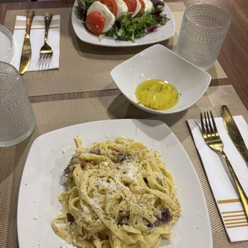Baffone Italian Bakery - Pasta Carbonara & Salad Caprese - Italian Near Me - Casselberry, Florida Baffone Italian Bakery - Pasta Carbonara & Salad Caprese - Italian Near Me - Casselberry, Florida