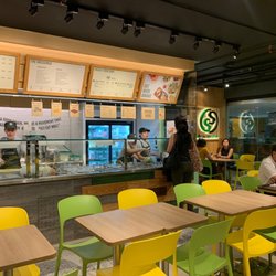 Salad Stop - Inside