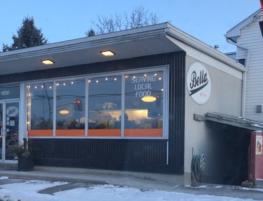 Bella Bistro by null