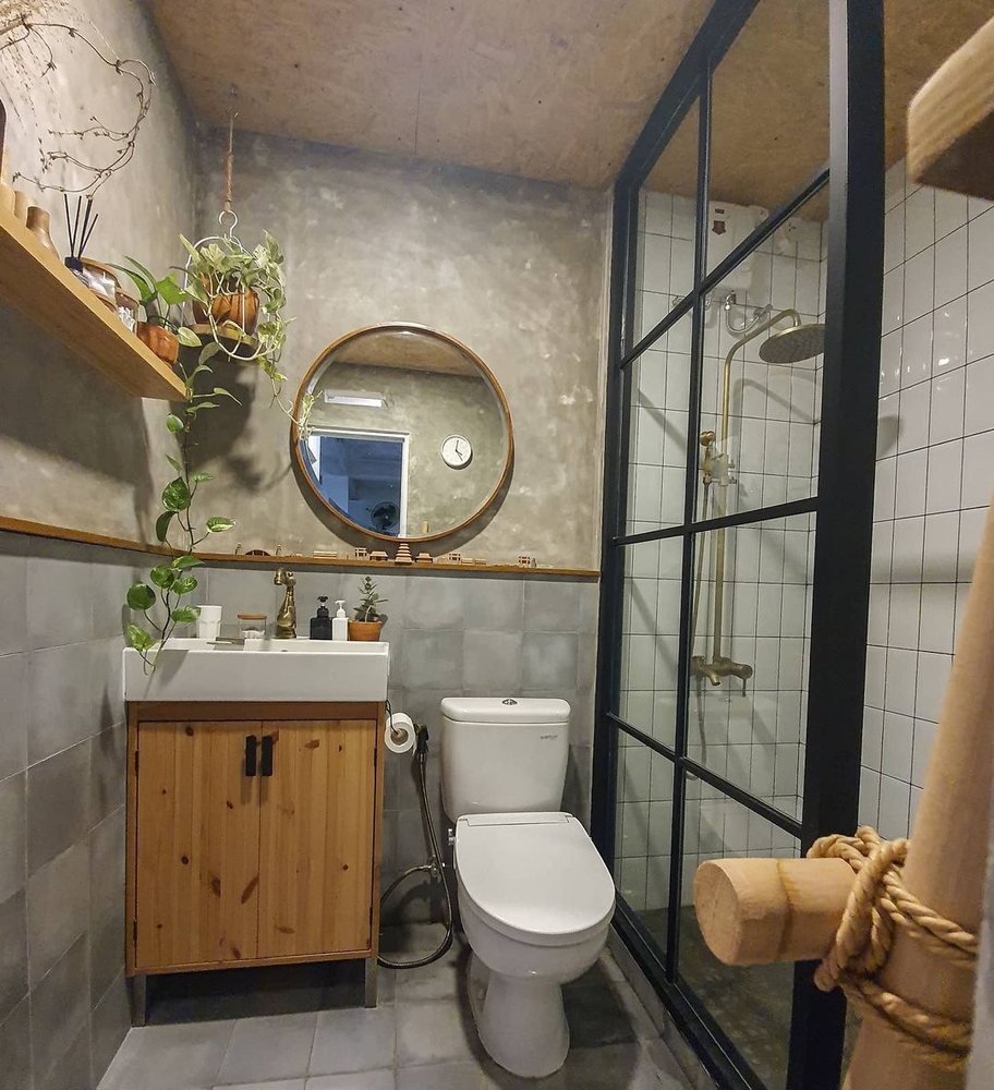 Slide of Empire Plumbing Service