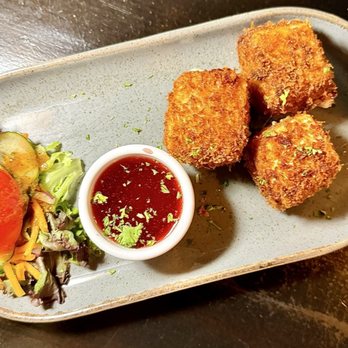 The Laurels - Fried Brie - Pubs Near Me - Killarney, Kentucky The Laurels - Fried Brie - Pubs Near Me - Killarney, Kentucky