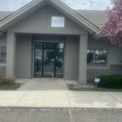 Steven H Helm, DMD - Bozeman Periodontics - Outside of building