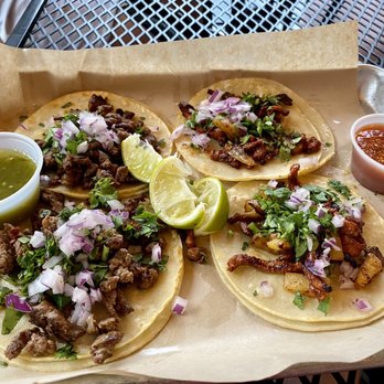 Sabroso Fresh Mexican Grill - 2 al pastor and 2 steak tacos - Mexican Near Me - Centennial, Colorado Sabroso Fresh Mexican Grill - 2 al pastor and 2 steak tacos - Mexican Near Me - Centennial, Colorado