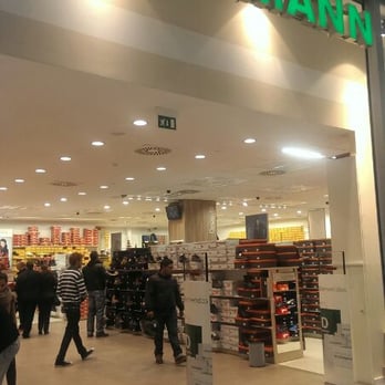 Deichmann - Shoe Stores Near Me - Seville, SE