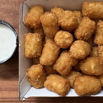 Buffalo Wild Wings - Tater Tots - Chicken Wings Near Me - Berwyn, Illinois