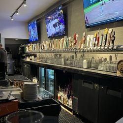 Redondo Beach Brewing - Beers on tap.
