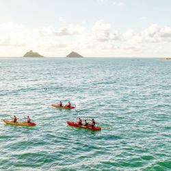 Active Oahu Tours - Kayaking to the Mokulua islands from Kailua Beach
