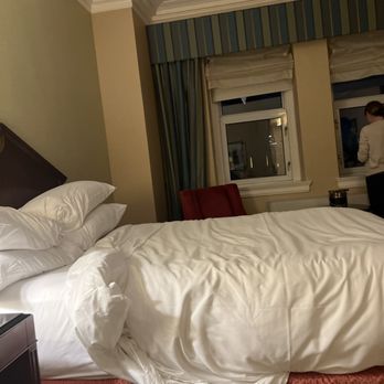 Fairmont Château Laurier - The rooms - Hotels Near Me - Ottawa, Ontario