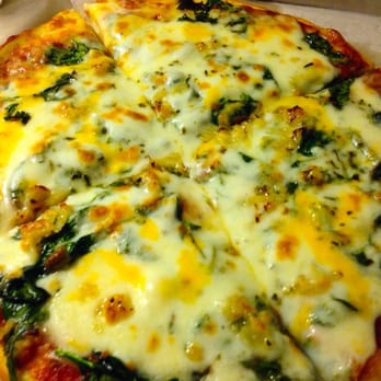 Amina Pizzeria - Spinach & garlic pizza - Pizza Near Me - Honolulu, Hawaii