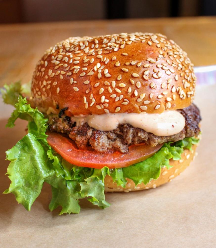 Acme Burger – Petaluma East