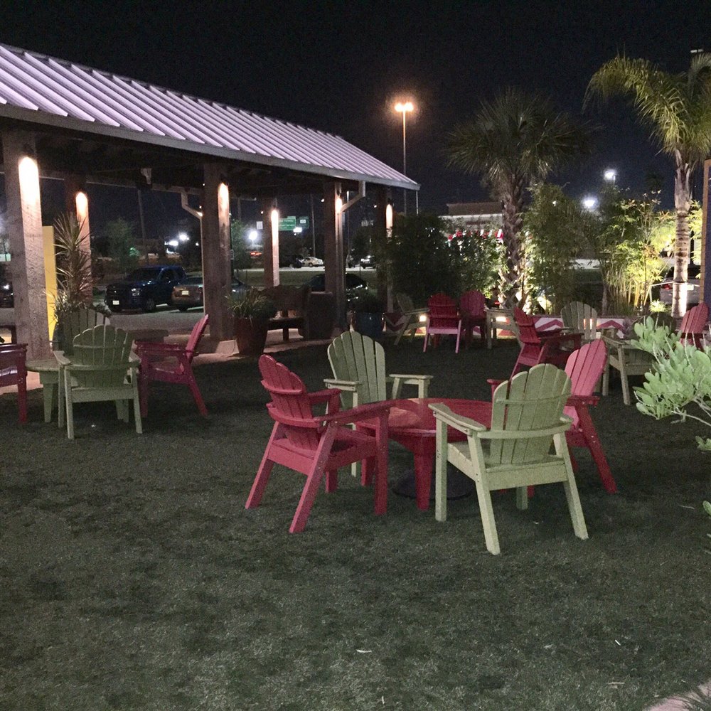 Gringo's Mexican Kitchen - Outside waiting area - Mexican Near Me - Spring, Texas Gringo's Mexican Kitchen - Outside waiting area - Mexican Near Me - Spring, Texas