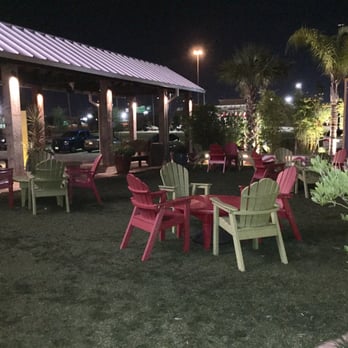 Gringo's Mexican Kitchen - Outside waiting area - Mexican Near Me - Spring, Texas