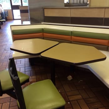 McDonald's - Every table looks like this. - Fast Food Near Me - Williamsburg, Virginia McDonald's - Every table looks like this. - Fast Food Near Me - Williamsburg, Virginia