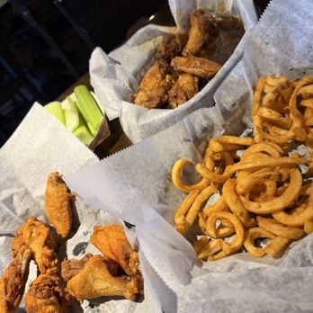 Trees Wings And Ribs - Dry rub and teriyaki garlic chicken wings with a side of curly wings. - American Near Me - Royal Palm Beach, Florida Trees Wings And Ribs - Dry rub and teriyaki garlic chicken wings with a side of curly wings. - American Near Me - Royal Palm Beach, Florida