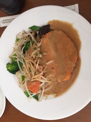 Pham Sushi by null