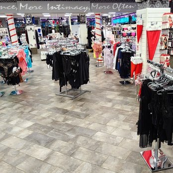 Lover's Lane - West Dundee - Lingerie Near Me - West Dundee, Illinois Lover's Lane - West Dundee - Lingerie Near Me - West Dundee, Illinois