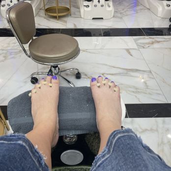 Levié Venus Nail Bar - Nail Salons Near Me - Cedar Park, Texas Levié Venus Nail Bar - Nail Salons Near Me - Cedar Park, Texas