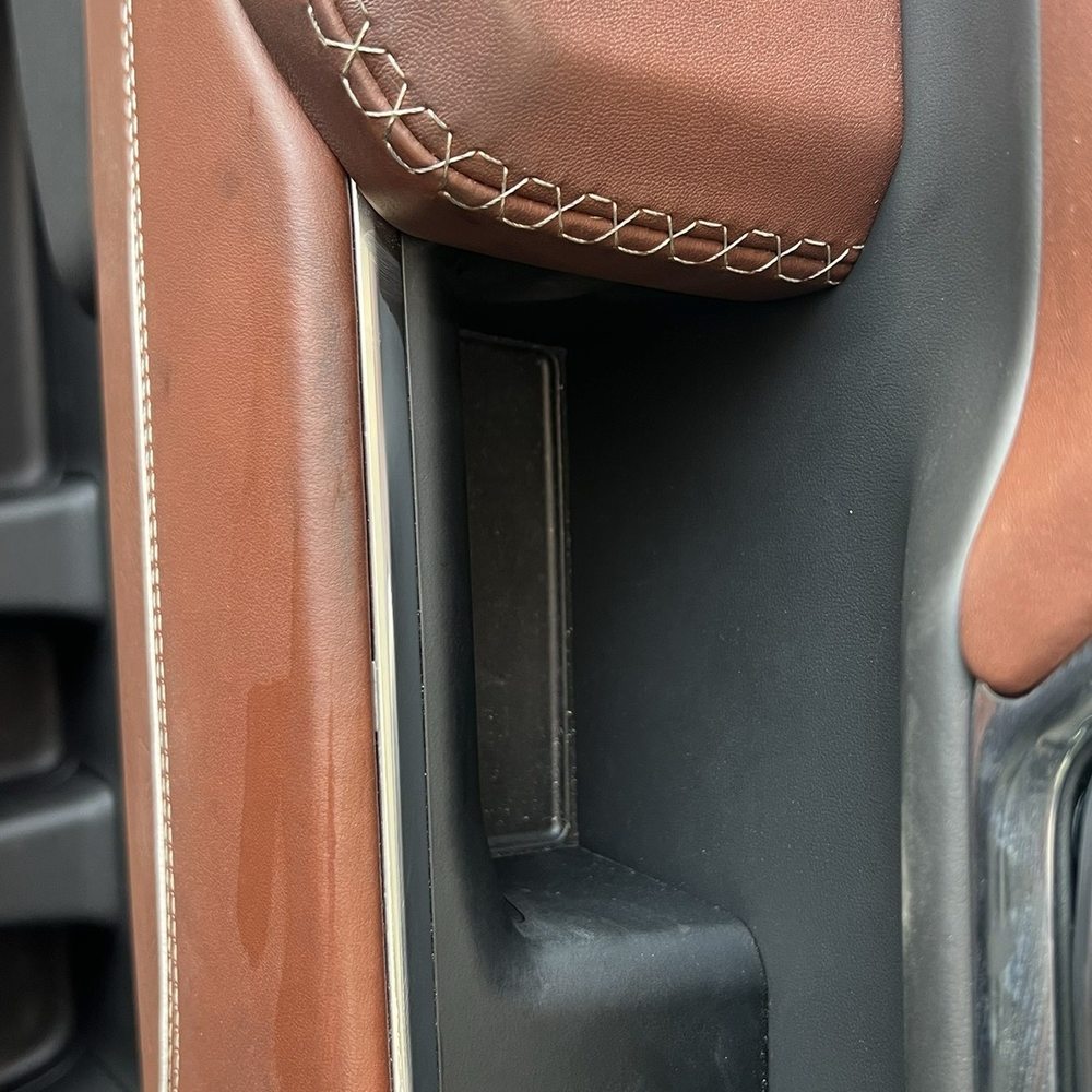 Thompson Chevrolet Buick GMC - Grease Stains On Leather and white stitching. The area by window switches was cleaned to verify the grease on the door handle area. - Car Dealers Near Me - Patterson, California Thompson Chevrolet Buick GMC - Grease Stains On Leather and white stitching. The area by window switches was cleaned to verify the grease on the door handle area. - Car Dealers Near Me - Patterson, California