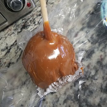 Rocky Mountain Chocolate Factory - Caramel apple - Chocolatiers & Shops Near Me - Aurora, Illinois