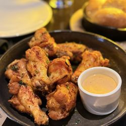 The Country Club - Broiled Chicken Wings