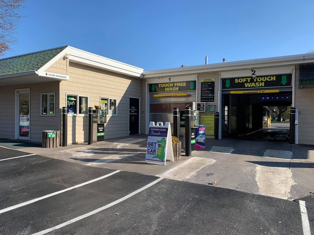 ELKTON CAR WASH Updated June 2024 30 Photos 501 N Bridge St, Elkton, Maryland Car Wash