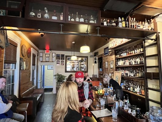 Old Kentucky Bourbon Bar by null