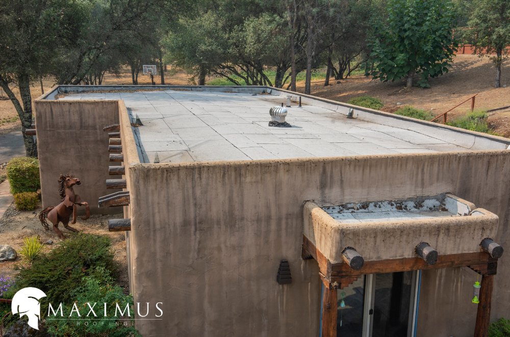 Slide of Maximus Roofing