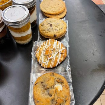 Freakin Sweet Jars - Cookies - Desserts Near Me - Annapolis, Maryland Freakin Sweet Jars - Cookies - Desserts Near Me - Annapolis, Maryland