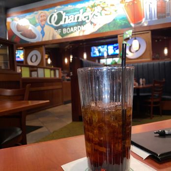 O'Charley's Restaurant & Bar - Dining Room and Soda - American Near Me - Boardman, Ohio