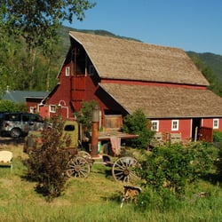 Four Mile Creek Bed and Breakfast - Four Mile Creek BnB is on the National Registry of Historic Places, and the barn dates to about 1919.