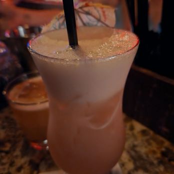R Bar - Lounges Near Me - Los Angeles, California R Bar - Lounges Near Me - Los Angeles, California