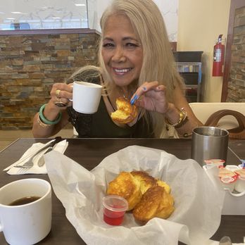 Liliha Bakery - Liliha Bakery Pearl Highlands...Da Battah Rolls So Ono! - Bakeries Near Me - Pearl City, Hawaii Liliha Bakery - Liliha Bakery Pearl Highlands...Da Battah Rolls So Ono! - Bakeries Near Me - Pearl City, Hawaii
