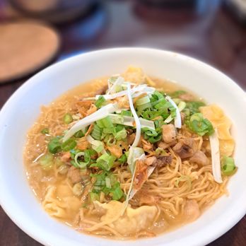 Pholicious Noodle Bar - Wonton Egg Noodle Soup - Vietnamese Near Me - Lake Forest, California