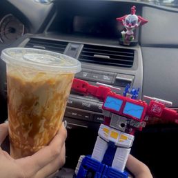 Iced coffee no liquid sugar, added caramel drizzle instead. 10/10. Iced coffee no liquid sugar, added caramel drizzle instead. 10/10.