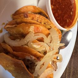 Taqueria Alonso - Birria tacos so yum 1/24:24