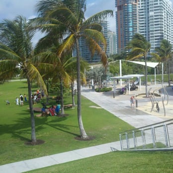 South Pointe Park - Parks Near Me - Miami Beach, Florida South Pointe Park - Parks Near Me - Miami Beach, Florida