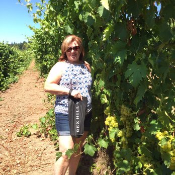 Rex Hill Vineyards-Winery - Wineries Near Me - Newberg, Oregon