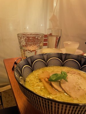 Karazishi Botan by null