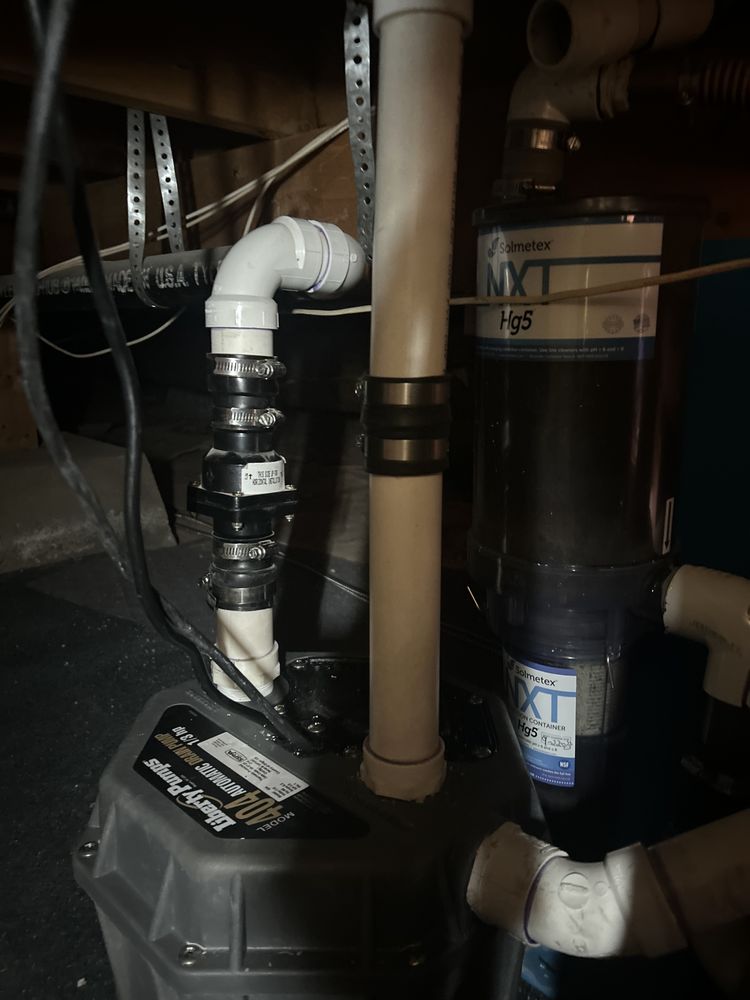 Slide of Handyman services by Abel Cruz