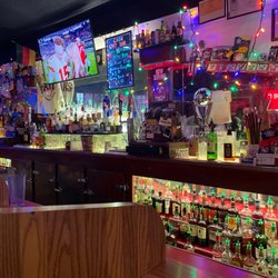 Round Corner Tavern - Young prodigy Kermit wins another game