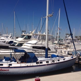 The Crab Pot - Great view of boats in Marina - Seafood Near Me - Long Beach, California The Crab Pot - Great view of boats in Marina - Seafood Near Me - Long Beach, California