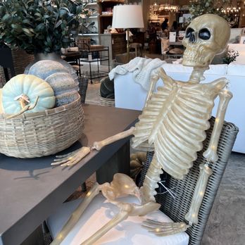 Pottery Barn - Home Decor Near Me - Fairfax, Virginia